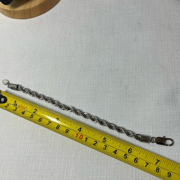 Vintage Silver-tone Rope Chain Bracelet. Substantial - Picture 4 of 5